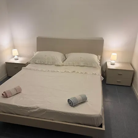 Anno Zero Sweet House *