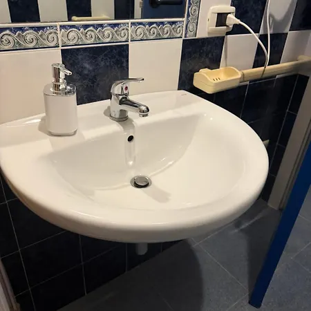 Anno Zero Sweet House